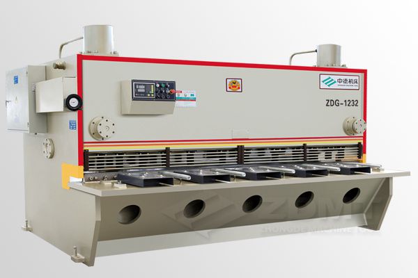 ZDG-1232.jpg ZDG-1232.jpg