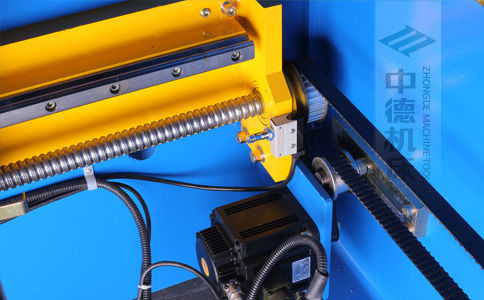 ZDPK-16032X軸配有滾珠絲桿及直線導(dǎo)軌,大功率伺服電機(jī),鋼絲同步帶,能顯著提升X軸定位精度及速度 (2).jpg ZDPK-16032X軸配有滾珠絲桿及直線導(dǎo)軌,大功率伺服電機(jī),鋼絲同步帶,能顯著提升X軸定位精度及速度 (2).jpg