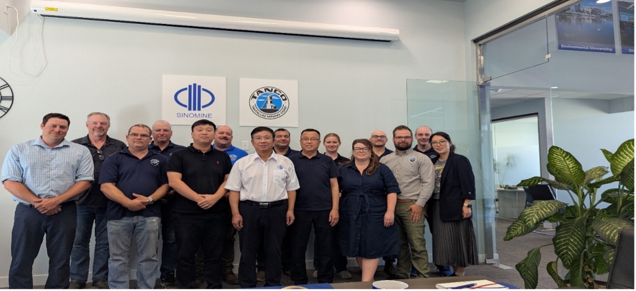 中礦資源集團董事長王平衛(wèi)到加拿大 TANCO礦山檢查調(diào)研